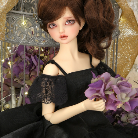 Robe Noire Élégante Dollfie